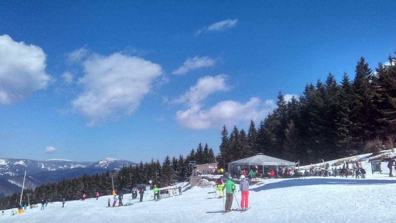 A34 * Лоучна-над-Десноу